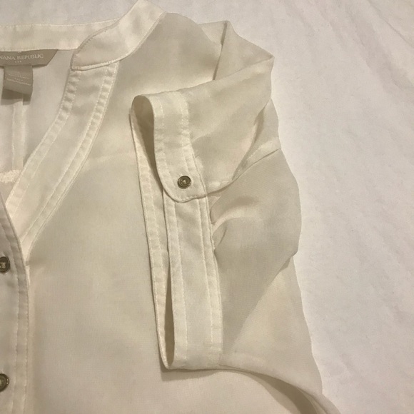 Banana Republic Ivory Sheer Short Sleeve Blouse - Picture 7 of 8